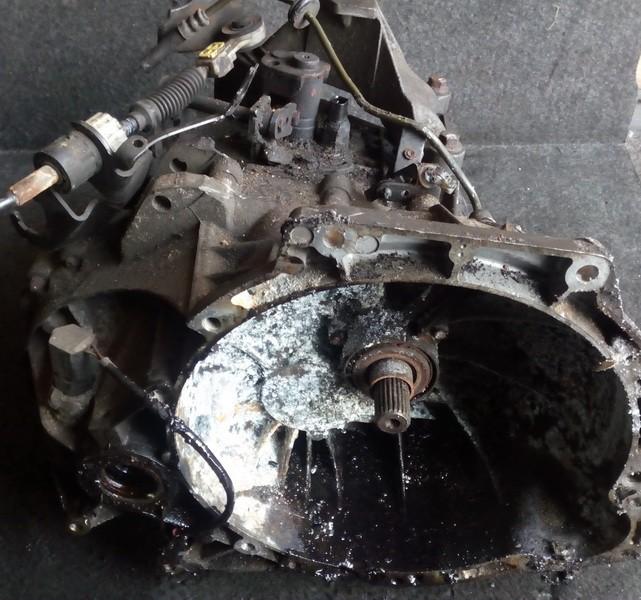 XS4R7F096CB Ford Focus 1999 Gearbox