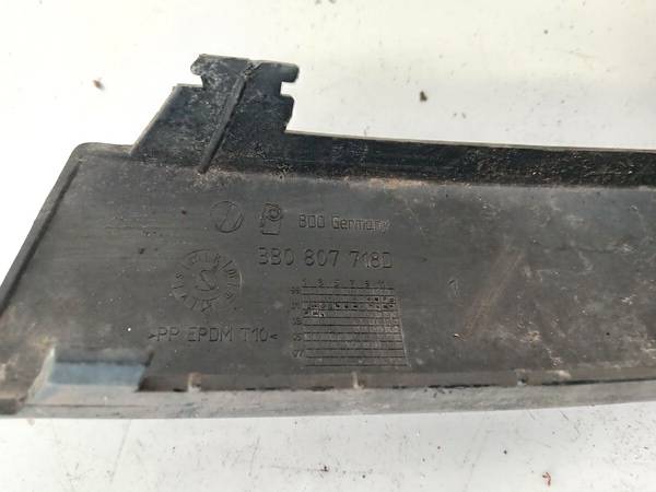 3B0807718D Volkswagen Passat 2004 Zierleiste Stoßstange Vorne Rechts - Thumbnail 3