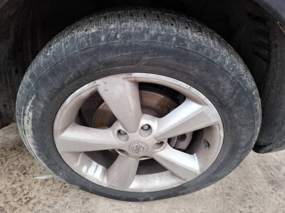 5X114.3 Nissan Qashqai 2007 Lietu ratu komplektas R17