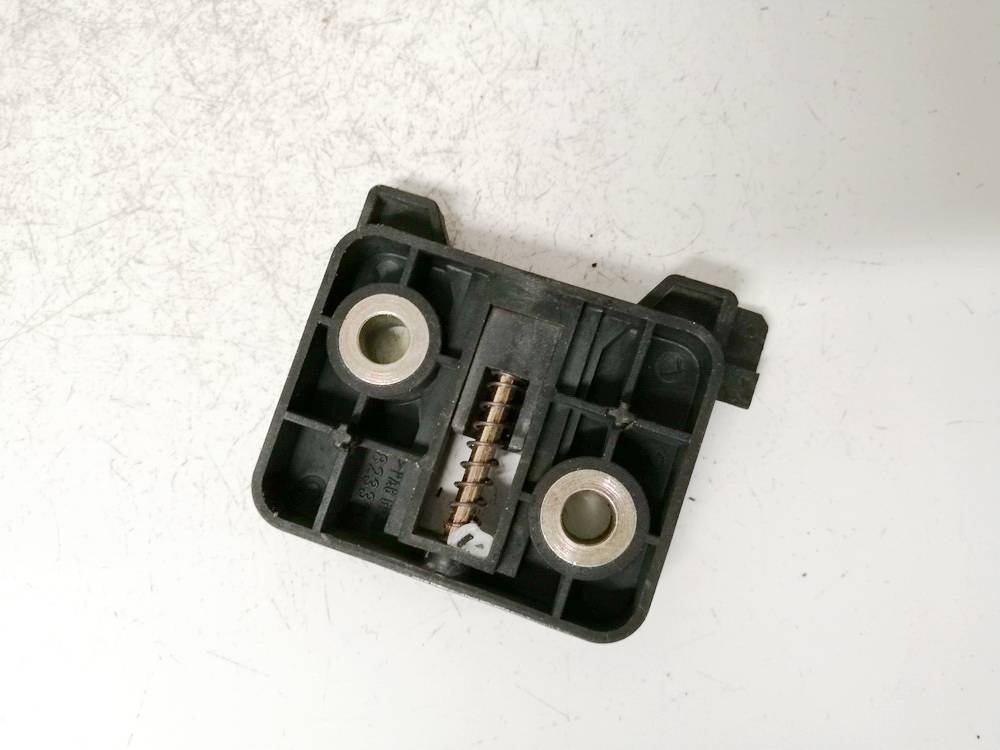 8233113 BMW 5-Series 1998 Seat Lock Latch assembly - Thumbnail 2