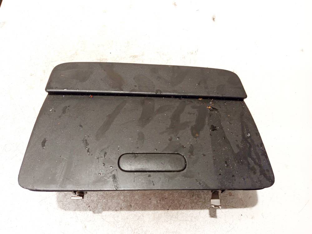 2K0858329 Volkswagen Caddy 2006 Schowek