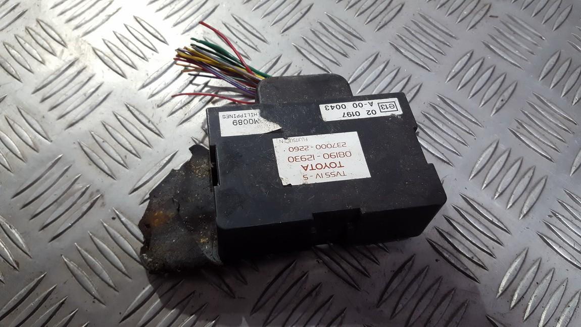 0819012930 Toyota RAV-4 2001 Other computers