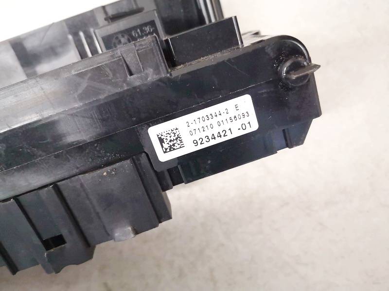 923442101 BMW 5-Series 2010 Fuse box - Thumbnail 2