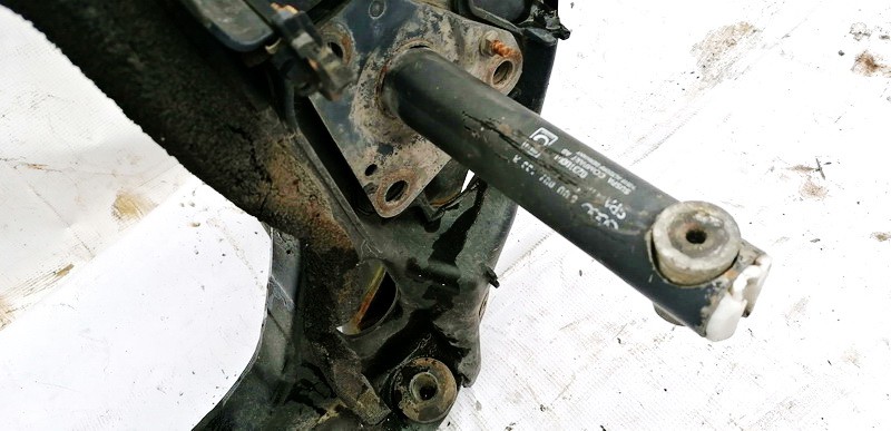 Audi A4 1996 Bumper mounts (BUMPER BRACKET) - FRONT RIGHT