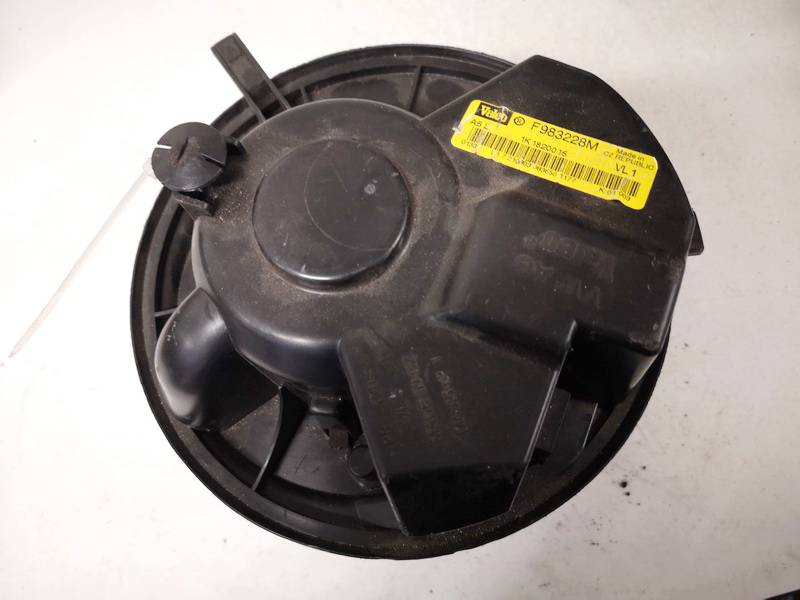 F983228M Volkswagen Touran 2005 Heater blower assy