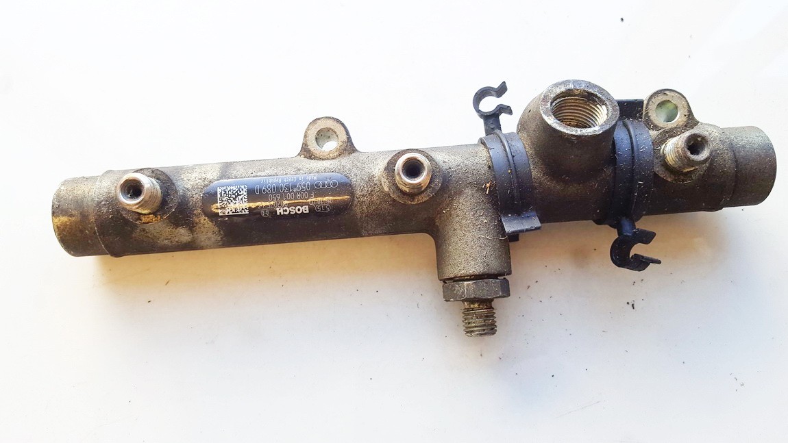 059130089D Audi A6 2006 Fuel injector rail (injectors)(Fuel distributor)