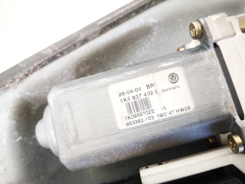 1K0959792C Volkswagen Golf 2004 Моторчик стеклоподъемника - передний правый - Thumbnail 3