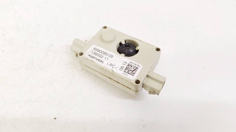 699009005 BMW 3-Series 2005 Antennenverstärker (Antennen Verstärker) - Thumbnail 2