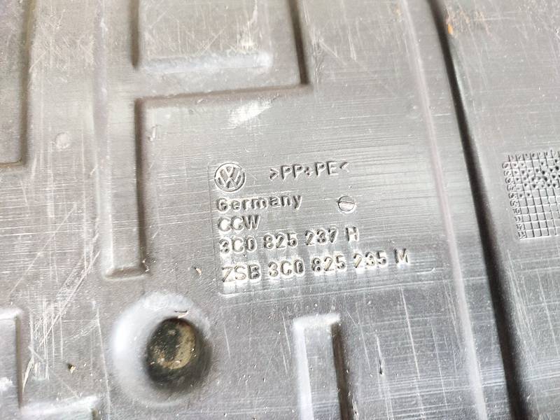3C0825237 Volkswagen Passat 2008 Under Engine Gearbox Cover - Thumbnail 2