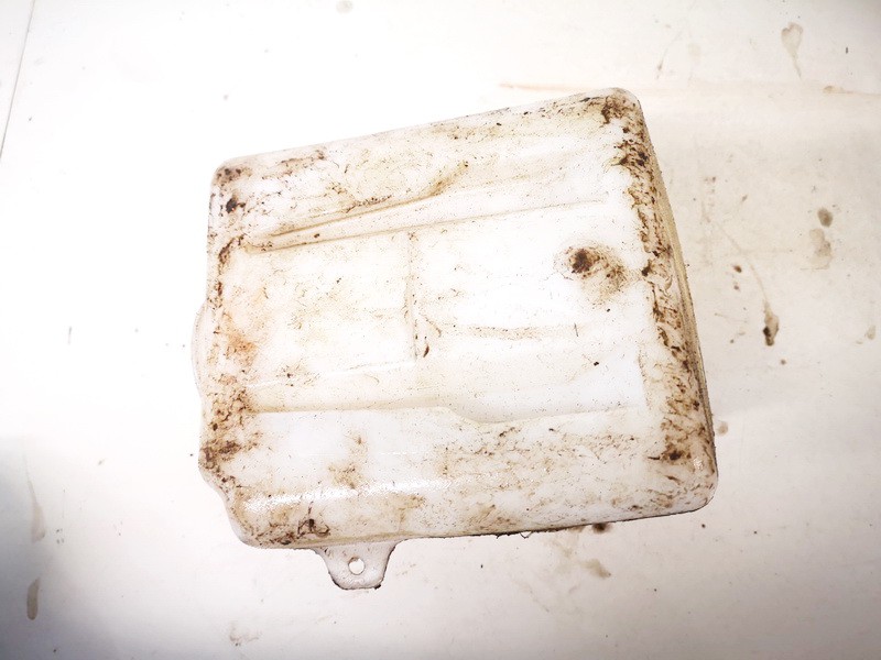 used used Windshield Washer Reservoir tank (WASHER BOTTLE) Opel Corsa