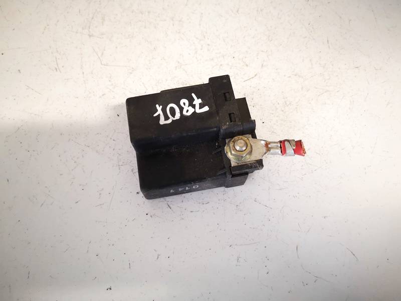 2246919 BMW 3-Series 2002 Przekaźnik świec żarowych