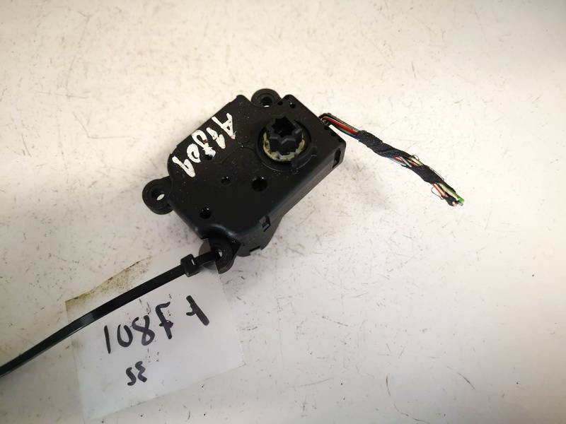 09180200 Opel Signum 2004 Heater Vent Flap Control Actuator Motor - Thumbnail 2