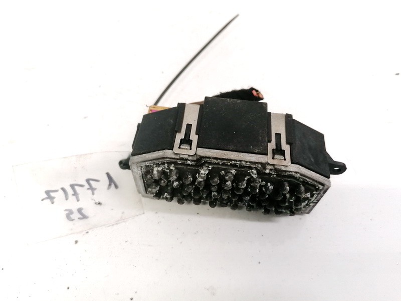 3C0907521B Volkswagen Passat 2007 Heater Resistor (Heater Blower Motor Resistor)