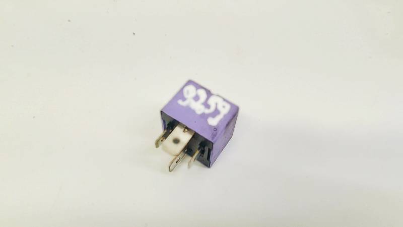 12V50A03525 Renault Espace 2005 RELÉ PARA AUTOMÓVIL