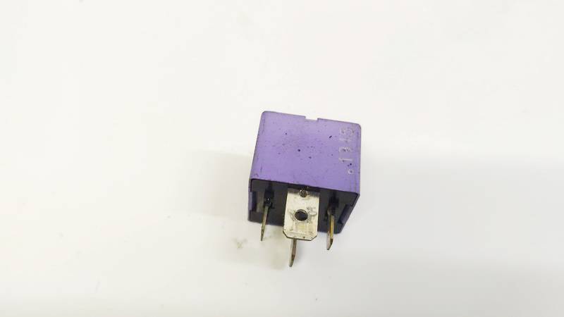 12V50A03525 Renault Espace 2005 Relay module - Thumbnail 2