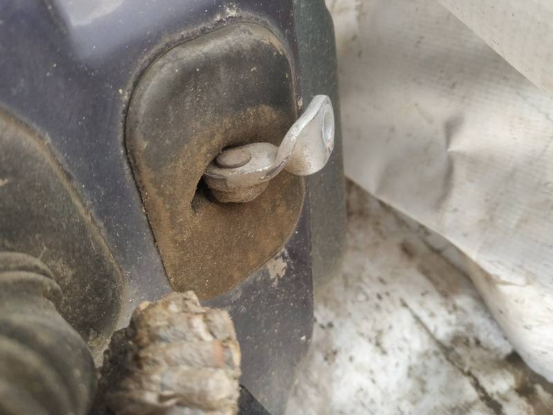 Renault Laguna 1996 Durvju atvēruma ierobežotājs - AIZMUGURE PA LABI