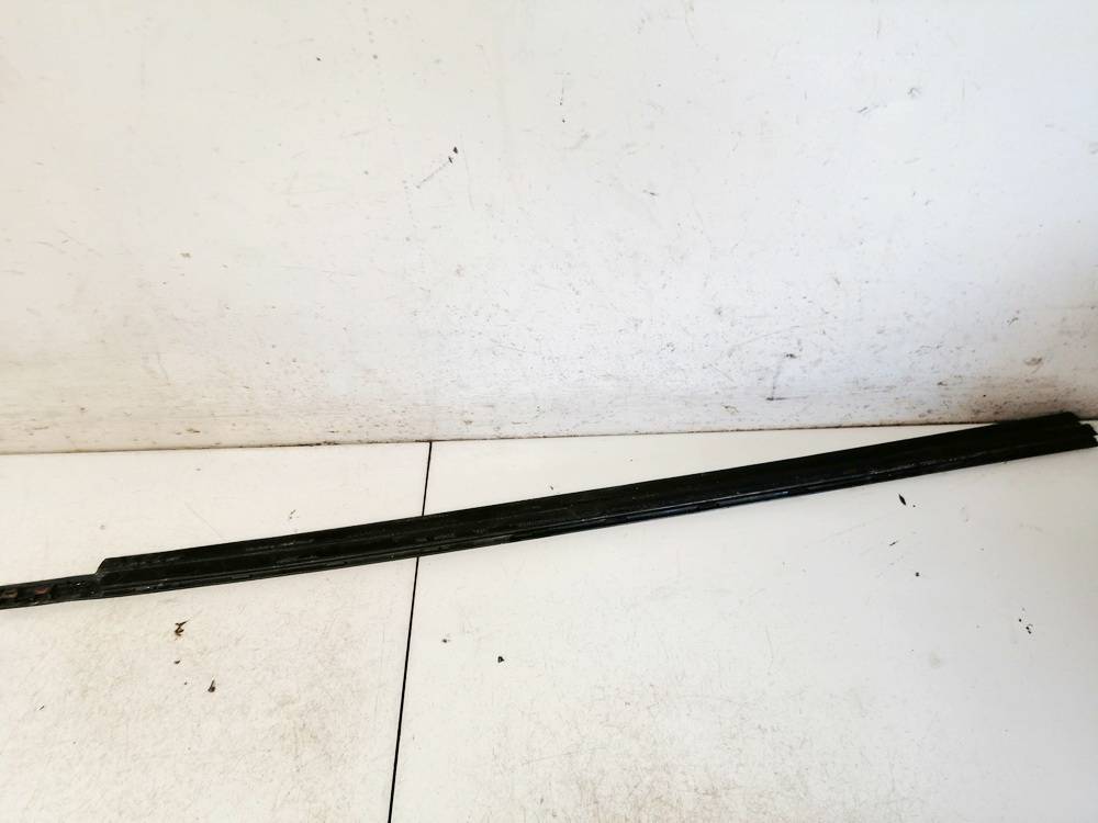 498166255 Opel Astra 2005 Glass Trim Molding-weatherstripping - FRONT LEFT - Thumbnail 2