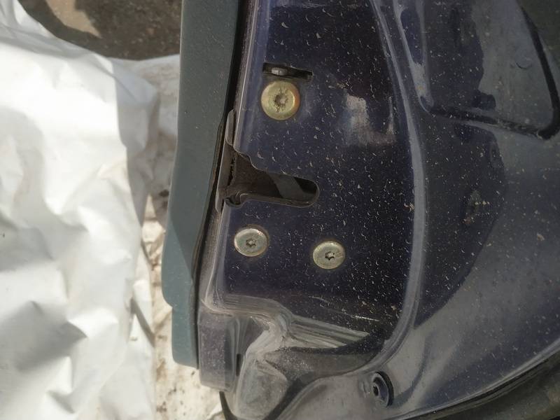 Renault Laguna 1996 Durvju slēdzene - AIZMUGURE PA LABI