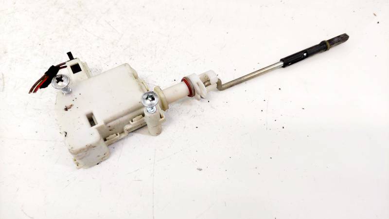 3B0810773A Volkswagen Passat 1998 Central locking motor