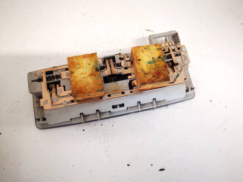 8200003037 Renault Espace 2005 Interior Light - FRONT - Thumbnail 2