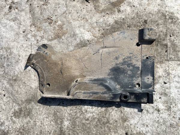 8E0825216B Audi A4 2002 Placa protectora-protector antisalpicaduras motor - Thumbnail 2