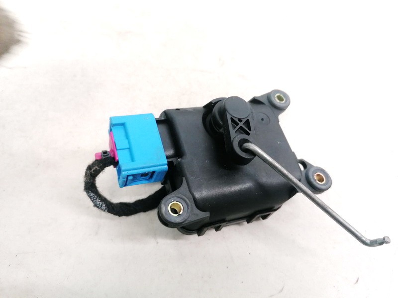 0132801171 Audi A6 2000 Heater Vent Flap Control Actuator Motor - Thumbnail 3