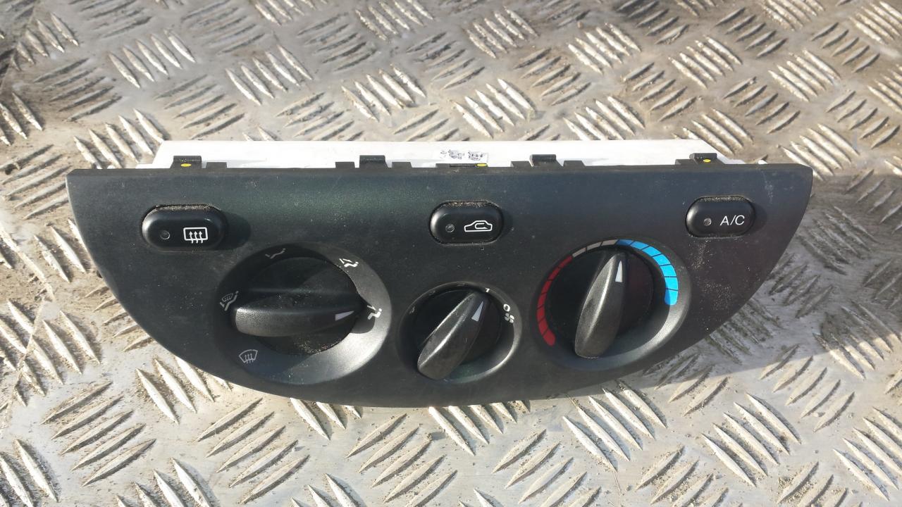 SQS31125 Climate Control Panel (heater control switches) Daewoo Tacuma