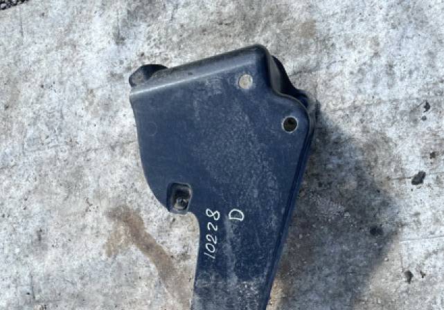 Audi A4 2002 Bottom protection - Thumbnail 3