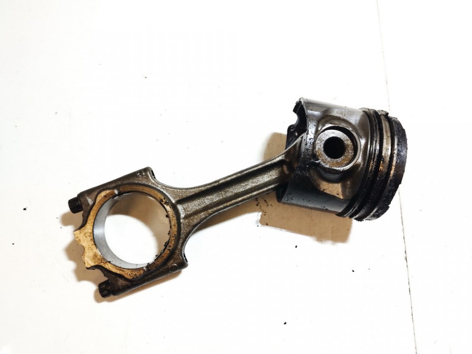 Volvo V70 2003 Stumoklis su svaistikliu