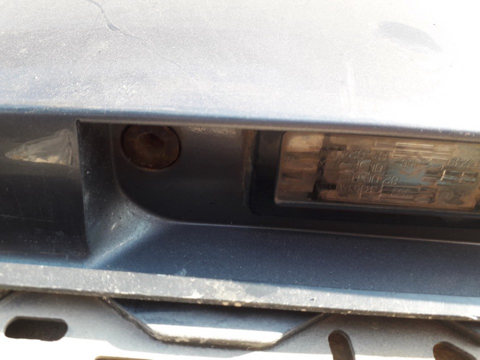 Renault Laguna 2002 Oświetlenie tablicy rejestracyjnej - TYLNE