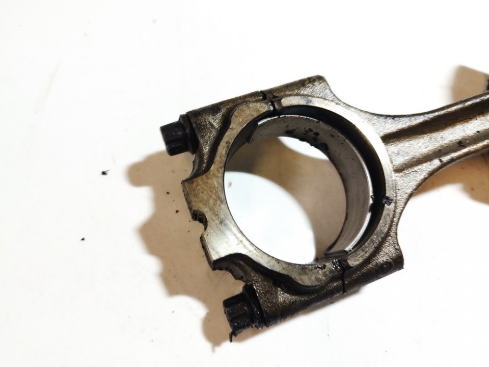 Volvo V70 2003 Stumoklis su svaistikliu - Thumbnail 3