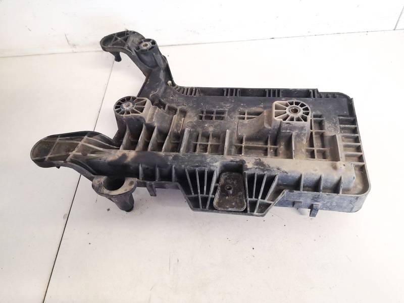 1K0915333B Audi A3 2004 Akun kotelo