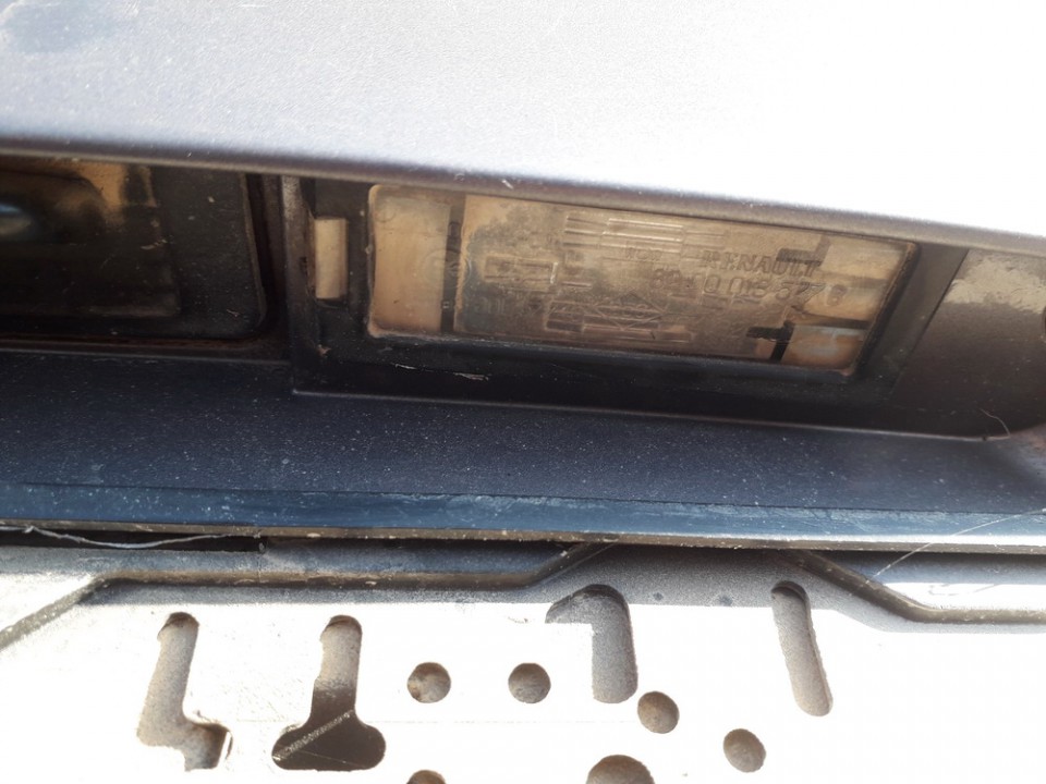 Renault Laguna 2002 Oświetlenie tablicy rejestracyjnej - TYLNE