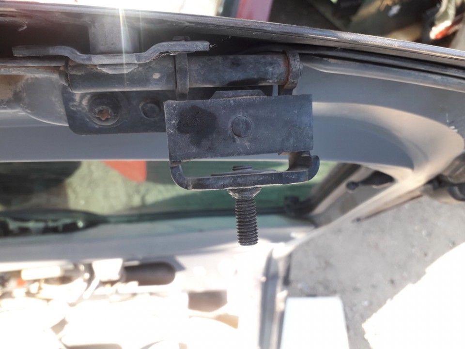 Renault Laguna 2002 Zawias tylnej klapy - TYLNE LEWE