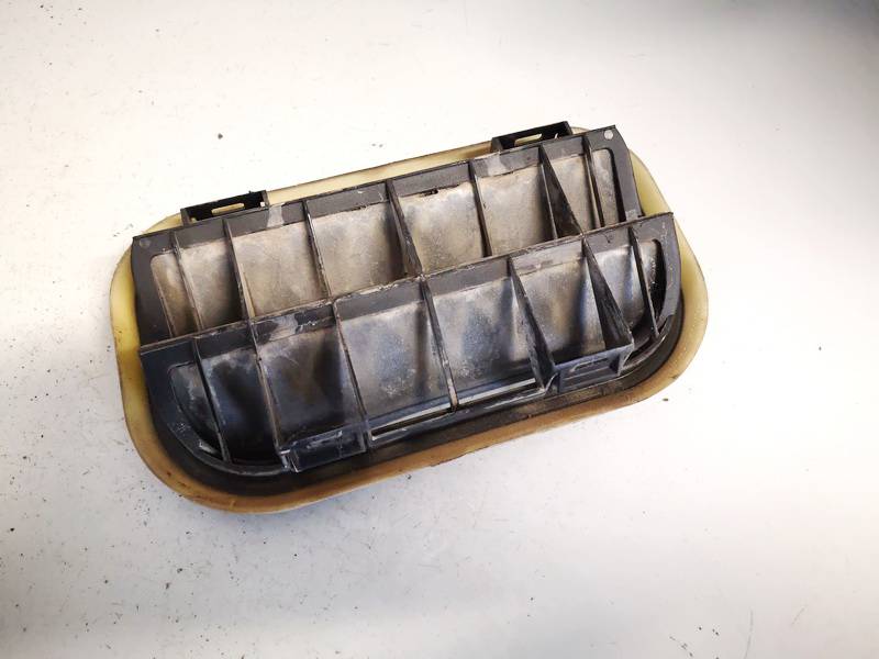 YF1A54280B62AE Volvo XC 70 2008 Repuesto del conducto de ventilación - Thumbnail 2