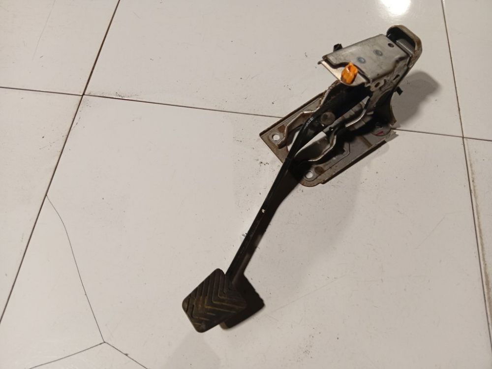 Peugeot 4007 2007 Stabdziu pedalas