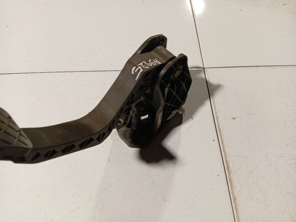 1K1721059CH Skoda Octavia 2007 Sankabos pedalas - Thumbnail 3