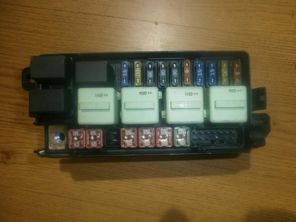 690660401 MINI Cooper 2002 Skrzynka bezpieczników