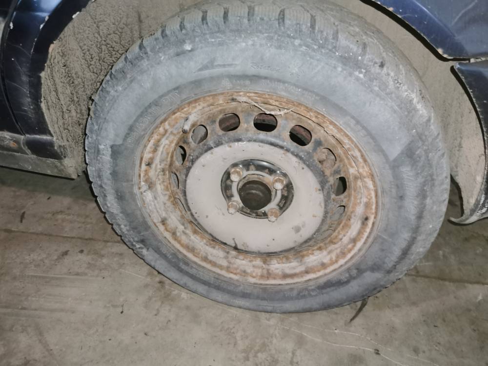 4X108 Audi 80 1995 Juego de ruedas de hojalata R15