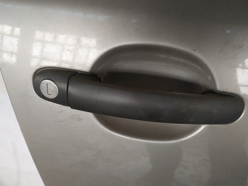 Skoda Fabia 2009 Door Handle Exterior - FRONT RIGHT