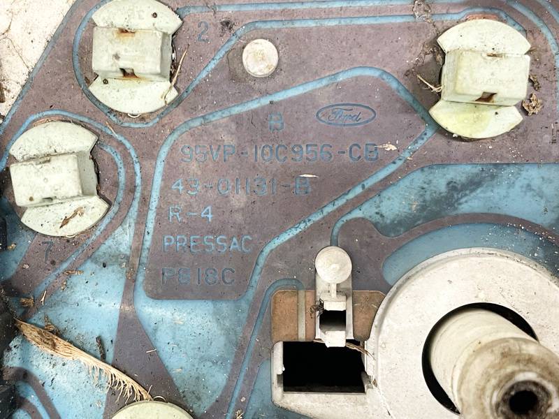 95VP10C956CB Ford Transit 1996 Spidometras - prietaisu skydelis - Thumbnail 3