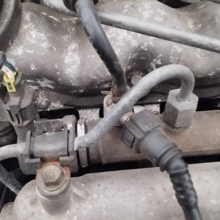 0281002507 Kia Ceed 2008 Fuel injector rail (injectors)(Fuel distributor) - Thumbnail 2