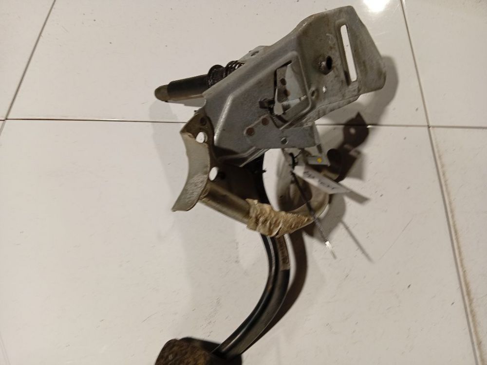 SAAB 9-3 2004 Stabdziu pedalas - Thumbnail 3