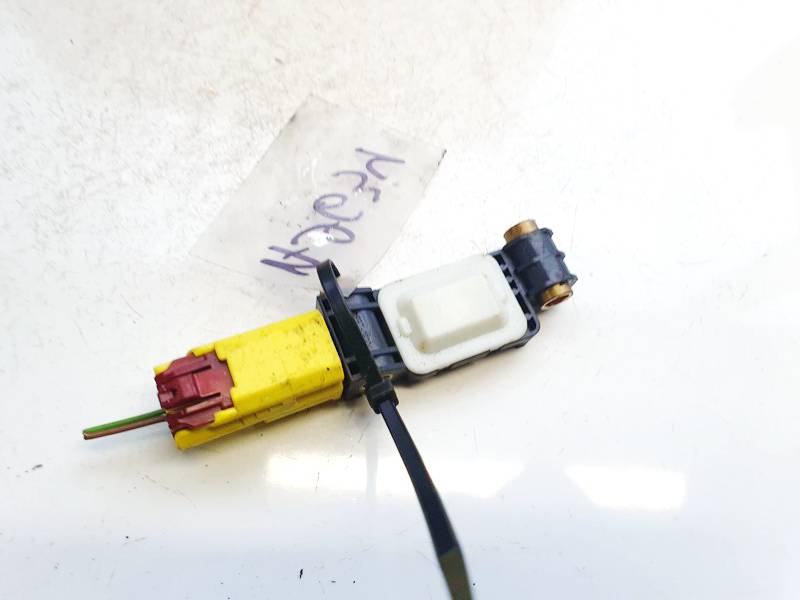 8E0959643B Audi A4 2005 SRS-turvatyynyn anturi