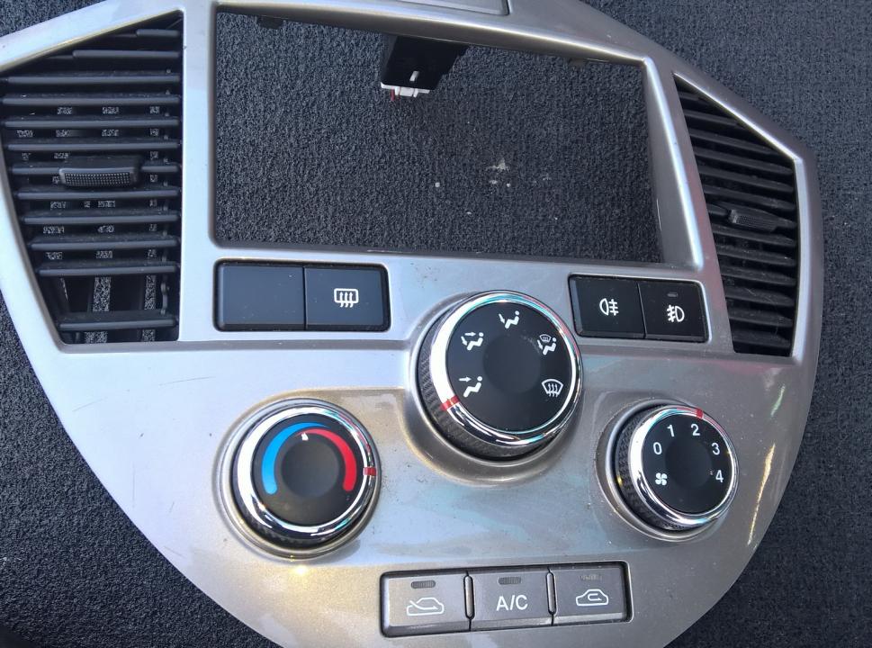 1k2fe61190 1k2fe61190 Climate Control Panel (heater control switches