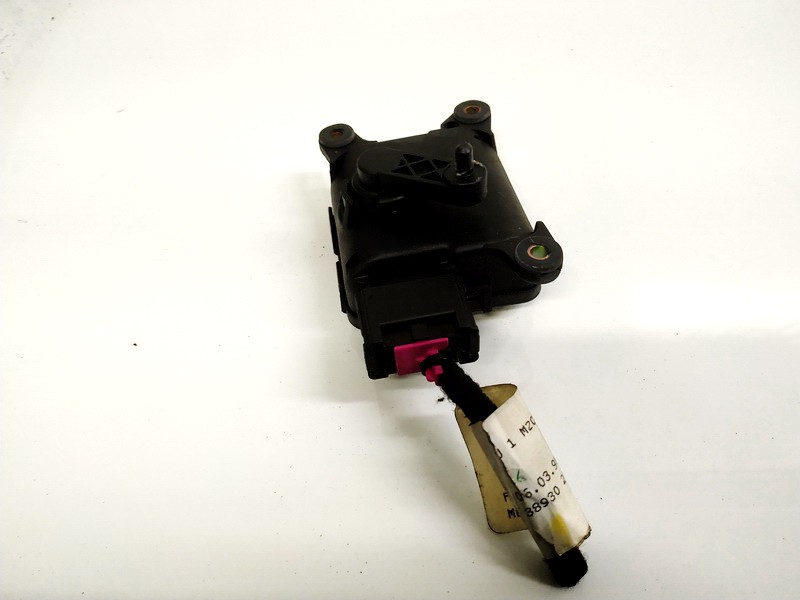 0132801135 Audi A6 1998 Servomotor-MOTOR APERTURA TRAMPILLAS CLIMATIZADOR - Thumbnail 3