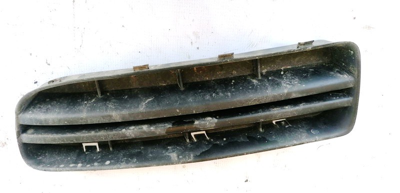 1U0807367C Skoda Octavia 2001 Bumper Grille - FRONT LEFT