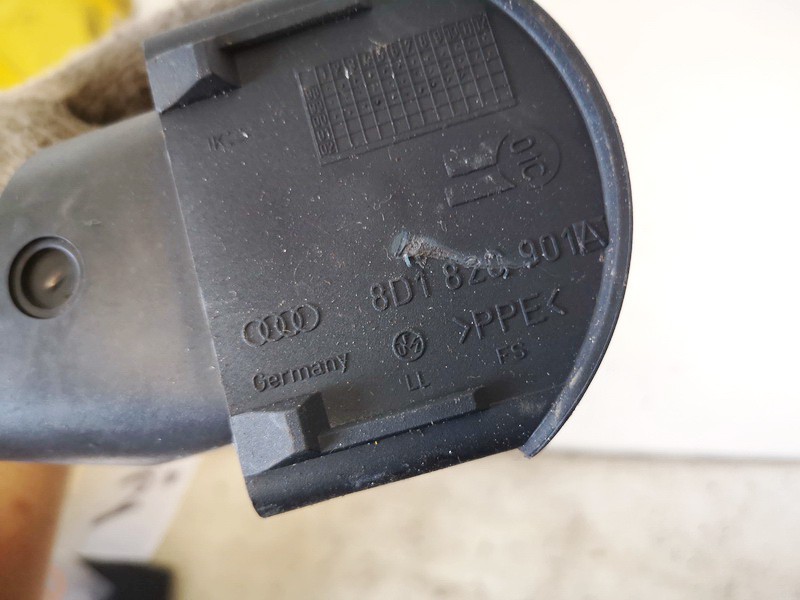 8D1820901A Audi A4 2001 Dash Vent (Air Vent Grille) - Thumbnail 3