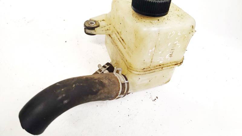 Mazda 323 1995 Power Steering Pump Oil Reservoir Tank - Thumbnail 2