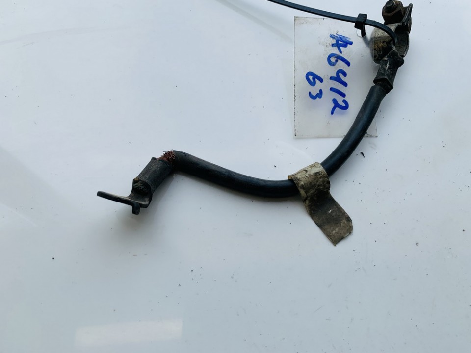 Audi A6 2004 Akumuliatoriaus klemas (kontaktai)